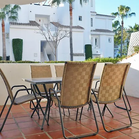 Apartment Los Naranjos Marbella *