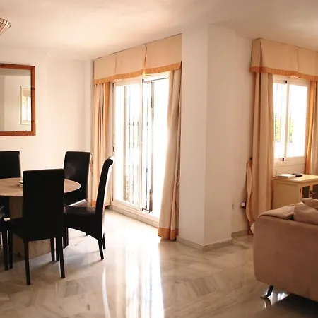 Apartment Apartment Los Naranjos Marbella